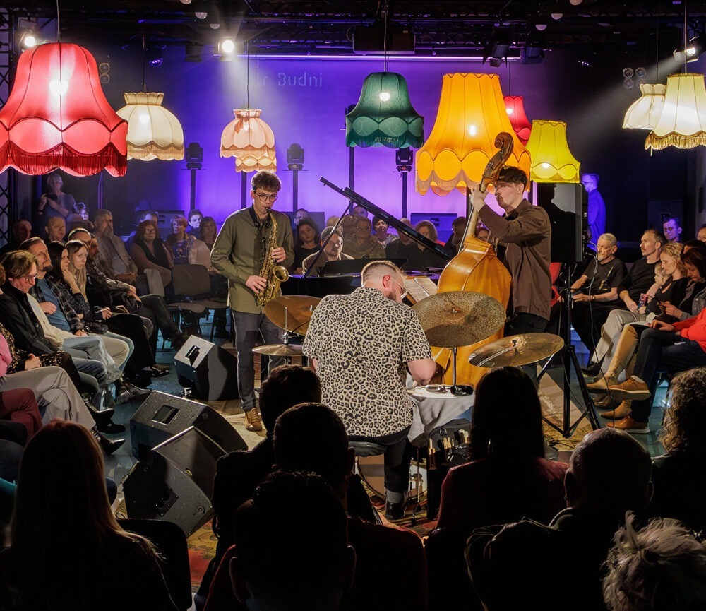 Piotr Budniak Essential Group
